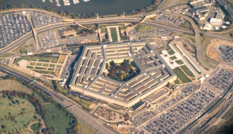 Google Wants to Work With the Pentagon Again, Despite Employee Concerns -  The New York Times